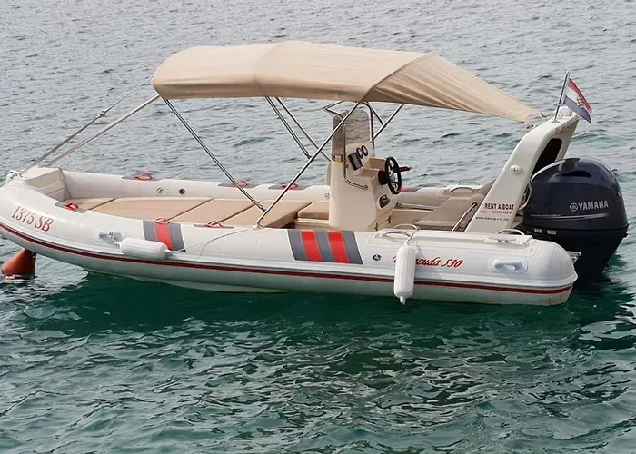 In 7034 アパート